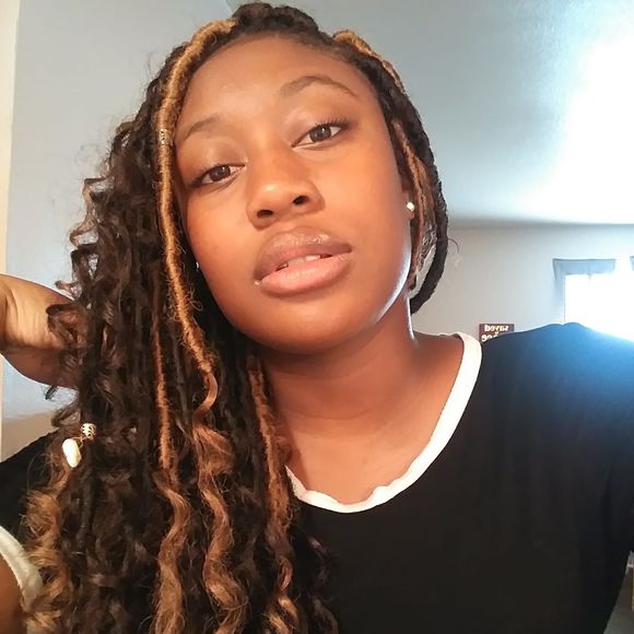 Meet your Posher, Charity - Picture 1 of 1